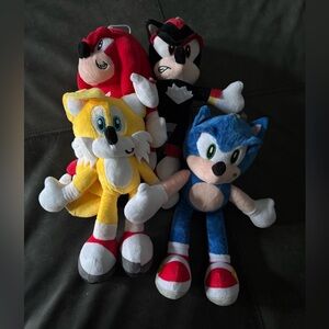 Sonic the Hedgehog Family Plushie Toy Set